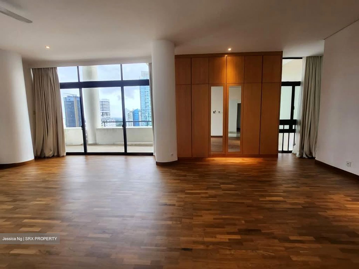 The Colonnade (D10), Condominium #586677831